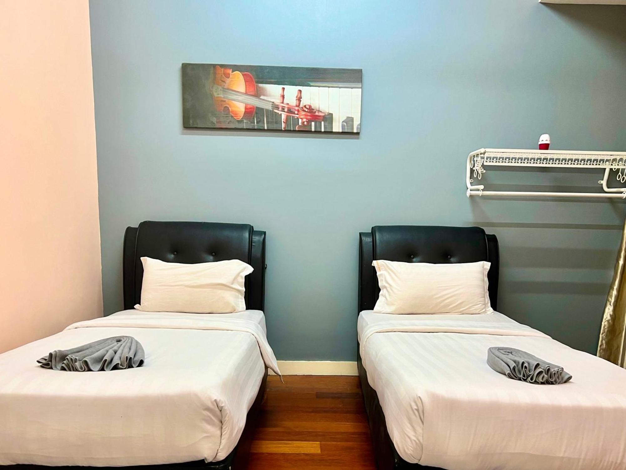 Capital O 90987 The Loft Residences Homestay @ Imago Shopping Mall 2 Kampong Sembulan Extérieur photo